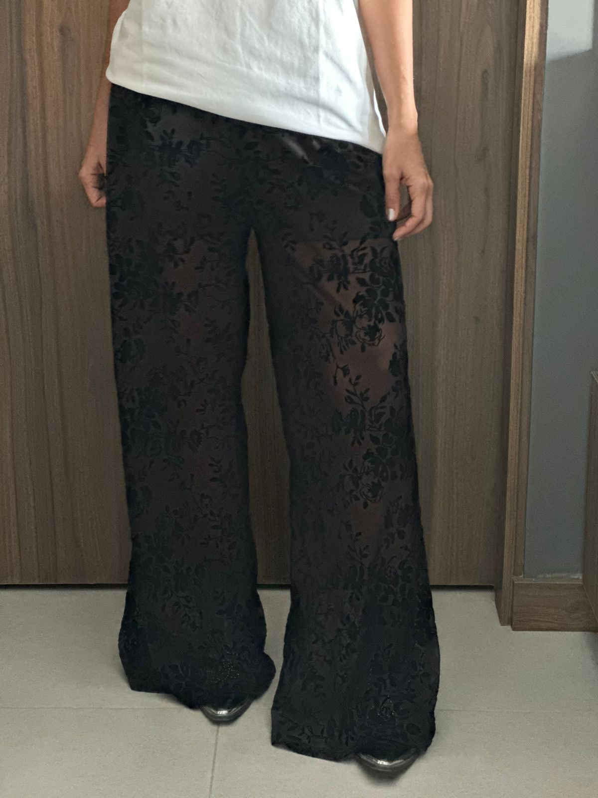 PANTALON FLORES VELVET