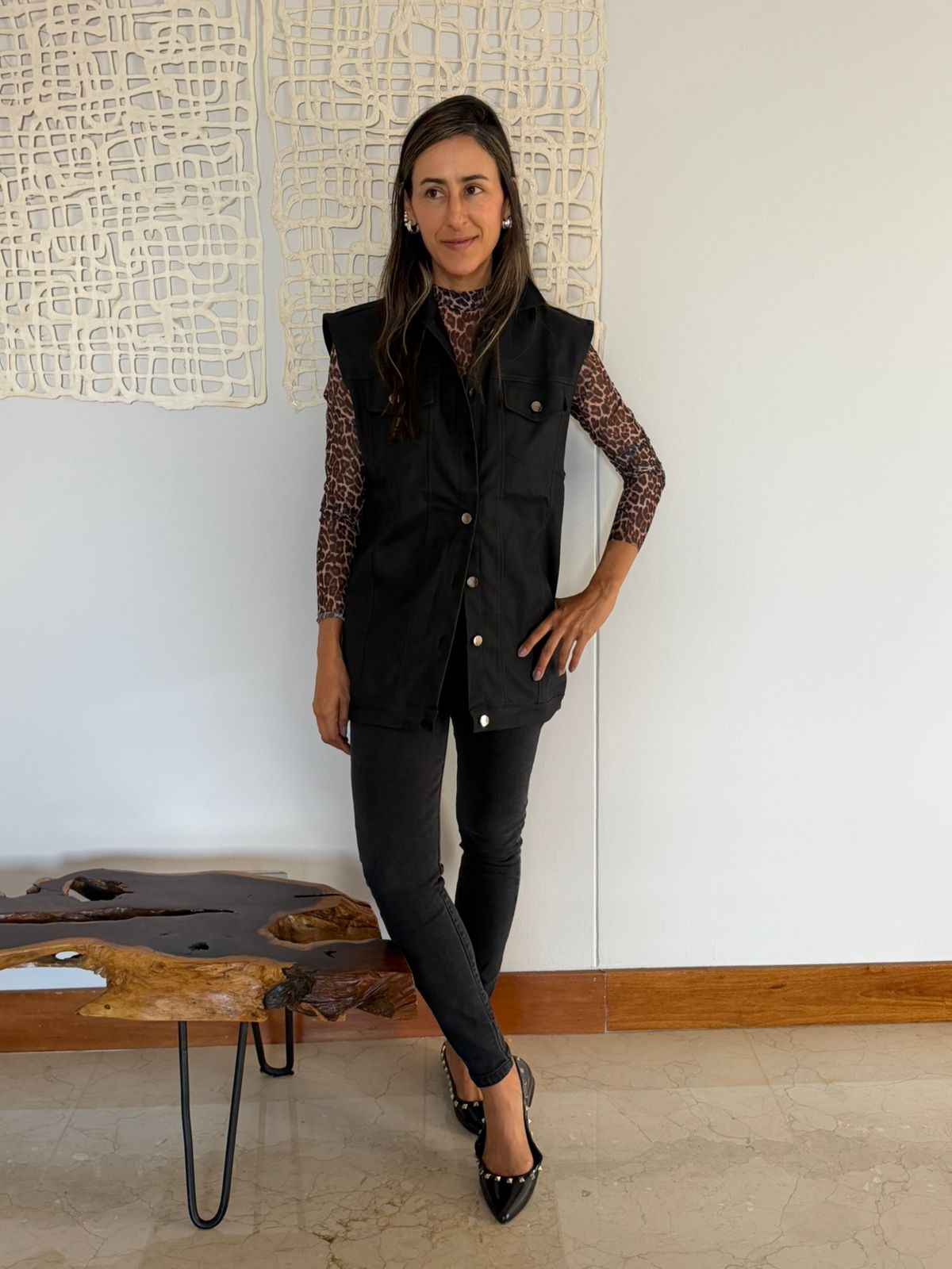 CHALECO OVERSIZED TIPO CUERO