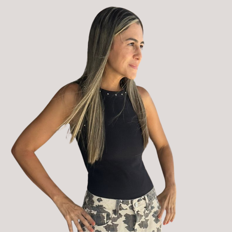 CAMISETA BÁSICA RIB APLIQUES