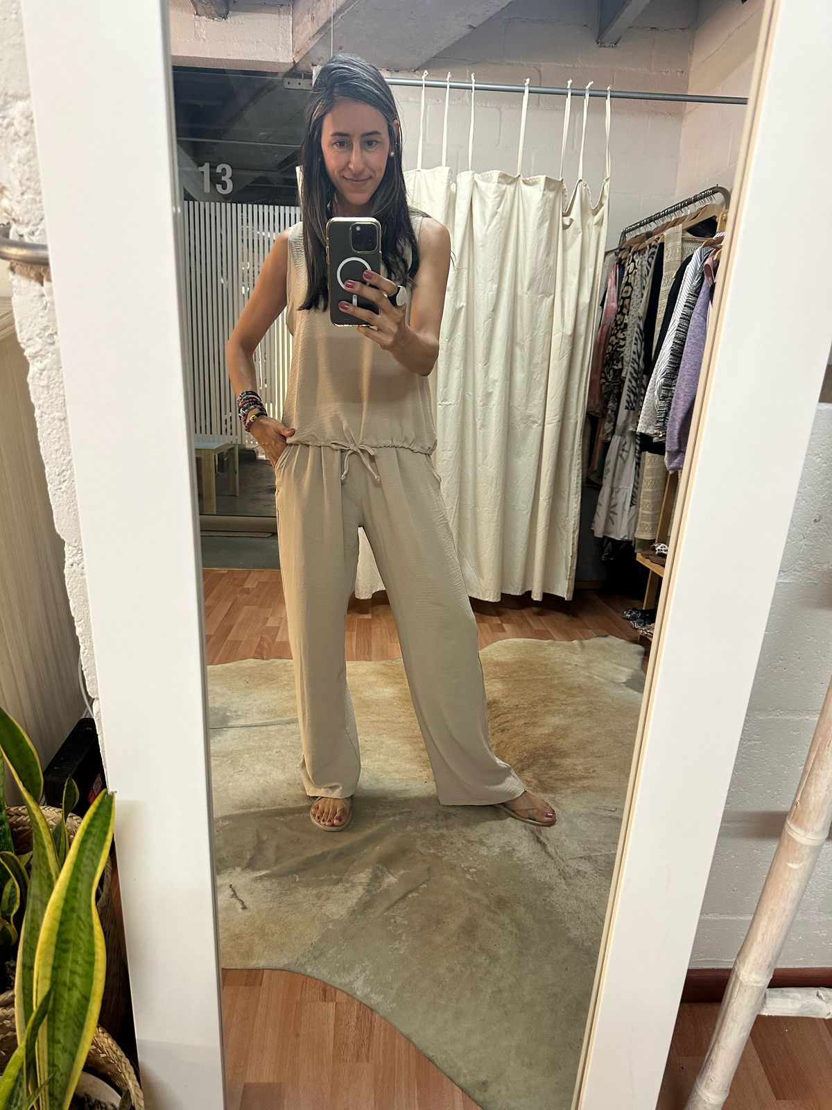 PANTALÓN BEIGE